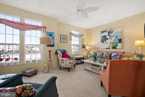 Living - 25 John Hall Dr #40, Ocean View, DE 19970 photo 3 of 7