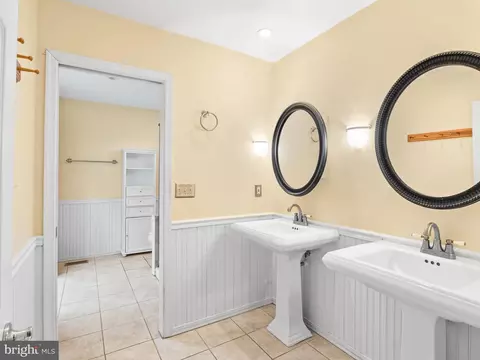 Bath - 500 Fireside Ct, Dagsboro, DE 19939 photo 3 of 4