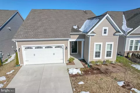 14 Links Dr, Bridgeville, DE 19933