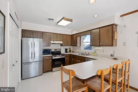 Kitchen - 37726 Lagoon Ln, Ocean View, DE 19970 photo 1 of 2