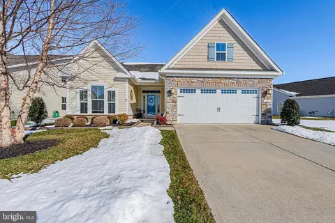 38 Waterside Dr, Bridgeville, DE 19933