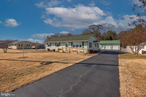 12399 County Seat Hwy, Laurel, DE 19956