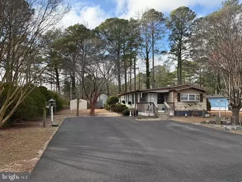 34518 Maryland Dr, Frankford, DE 19945