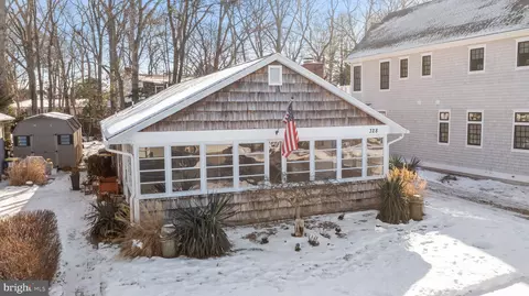 328 Hickman St, Rehoboth Beach, DE 19971