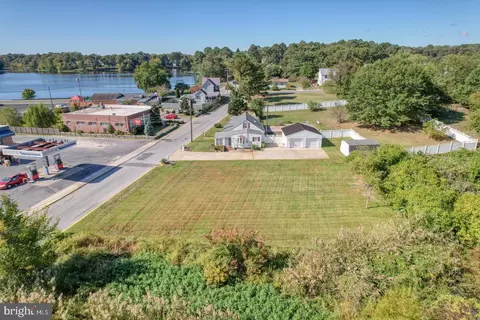 111 Magnolia St, Milton, DE 19968