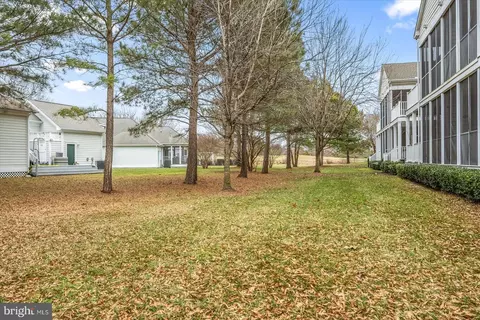 Exterior - 45 Willow Oak Ave # B, Ocean View, DE 19970 photo 6 of 12