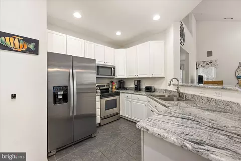 Kitchen - 45 Willow Oak Ave # B, Ocean View, DE 19970 photo 1 of 5