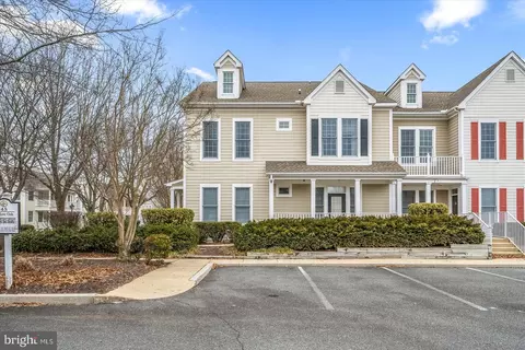 Exterior - 45 Willow Oak Ave # B, Ocean View, DE 19970 photo 8 of 12