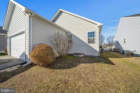 Exterior - 308 Grist Mill Dr, Milton, DE 19968 photo 9 of 10