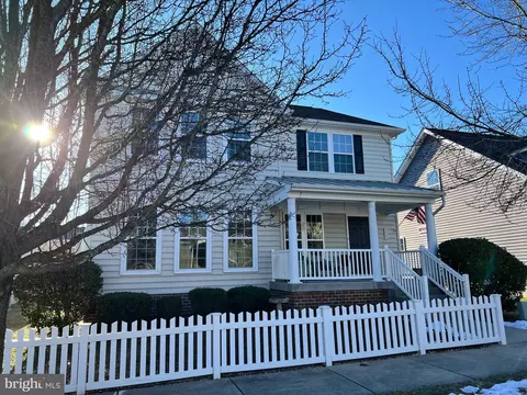 Exterior - 308 Grist Mill Dr, Milton, DE 19968 photo 2 of 10
