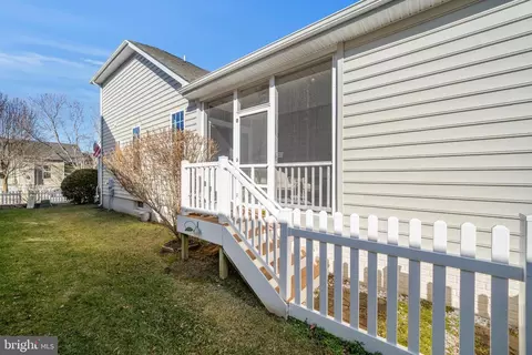 Exterior - 308 Grist Mill Dr, Milton, DE 19968 photo 6 of 10