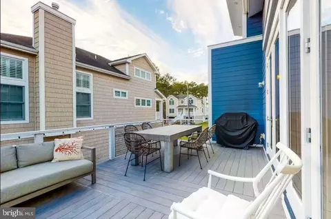 Exterior - 658 Tingle Ave, Bethany Beach, DE 19930 photo 3 of 4