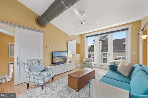 Living - 658 Tingle Ave, Bethany Beach, DE 19930 photo 2 of 2
