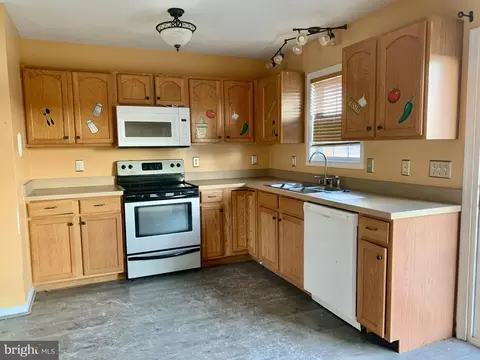 Kitchen - 17260 Phillips Hill Rd, Laurel, DE 19956 photo 1 of 1