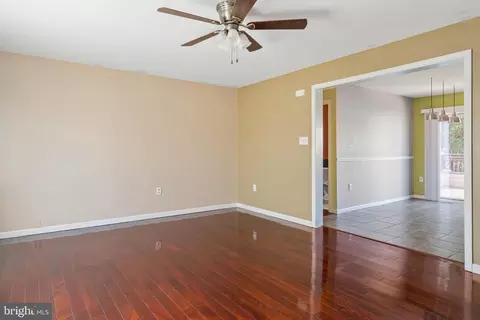 Living - 102 Sailor Ln, Milton, DE 19968 photo 1 of 1