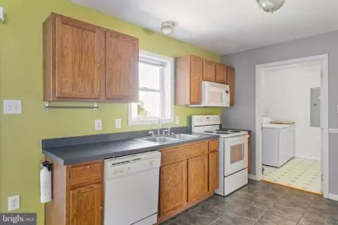 Kitchen - 102 Sailor Ln, Milton, DE 19968 photo 1 of 2
