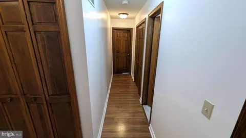 Entry Way - 32757 Pine Grove Rd, Laurel, DE 19956 photo 13 of 16