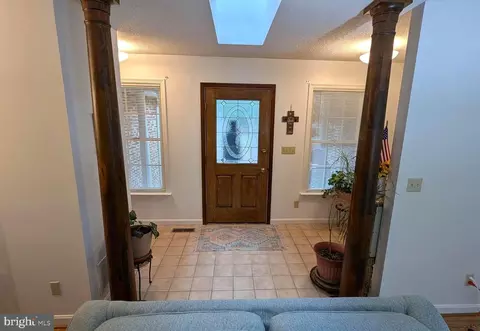 Entry Way - 32757 Pine Grove Rd, Laurel, DE 19956 photo 1 of 16