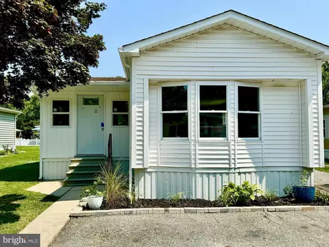 33459 Clover St #19483, Lewes, DE 19958