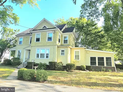 321 S Walnut St, Milford, DE 19963