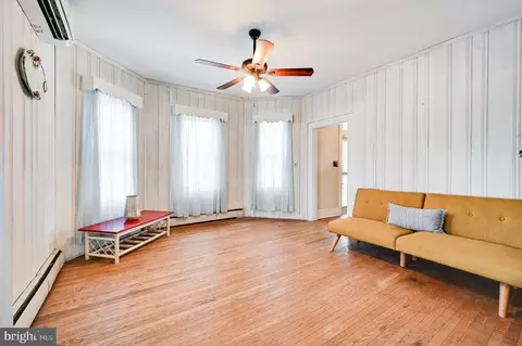 Living - 230 E Market St, Laurel, DE 19956 photo 1 of 4