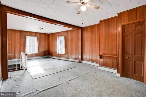 Living - 230 E Market St, Laurel, DE 19956 photo 4 of 4