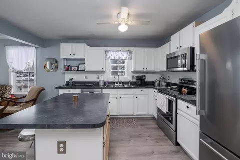 6 Sally Ln, Ocean View, DE 19970 photo 7