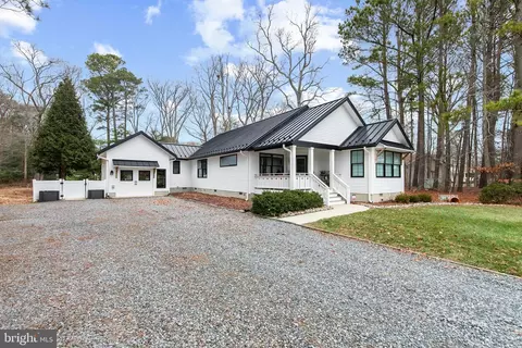 10 Woods Cir, Ocean View, DE 19970 photo 2