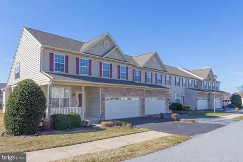 33568 Westgate Cir #B4, Lewes, DE 19958