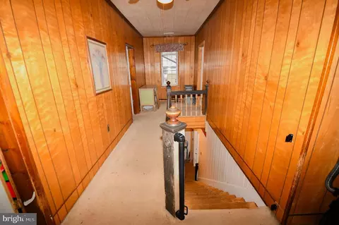 Entry Way - 200 E Grove St, Delmar, DE 19940 photo 4 of 4