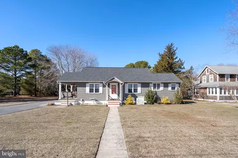 14 Central Ave, Ocean View, DE 19970 photo 2