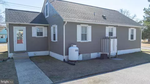 14 Central Ave, Ocean View, DE 19970 photo 6