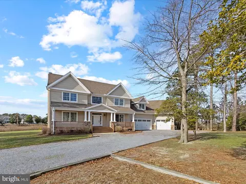 Exterior - 32 Manor Dr, Dagsboro, DE 19939 photo 3 of 17