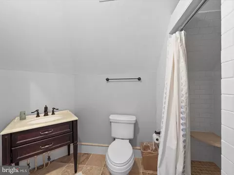 Bath - 32 Manor Dr, Dagsboro, DE 19939 photo 5 of 6