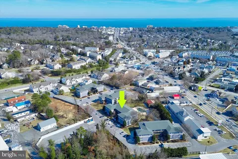 200 Henlopen Stat #203B, Rehoboth Beach, DE 19971
