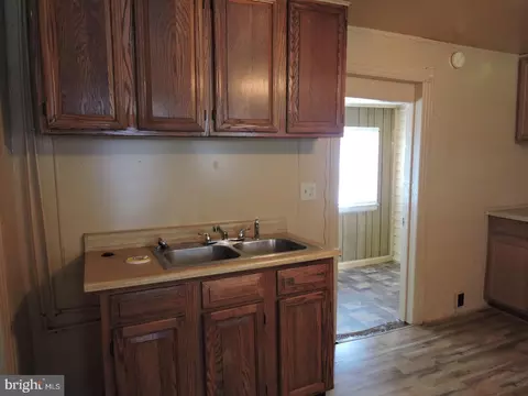 Entry Way - 403 Mulberry St, Milton, DE 19968 photo 1 of 3