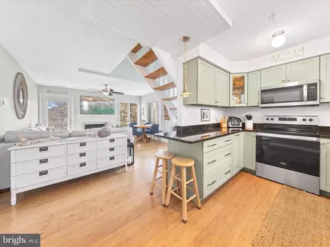 20842 East Dr #527, Rehoboth Beach, DE 19971