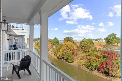 Exterior - 38122 River St #6, Ocean View, DE 19970 photo 9 of 13