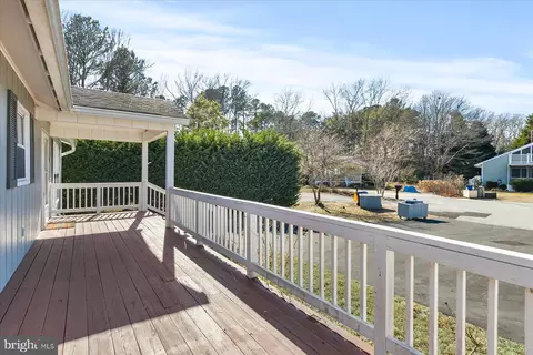 613 Paget Ct, Bethany Beach, DE 19930 photo 2