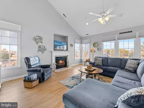 124 October Glory Ave #124B, Ocean View, DE 19970 photo 4