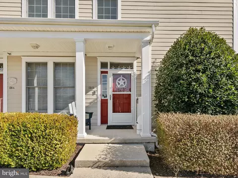 124 October Glory Ave #124B, Ocean View, DE 19970 photo 2