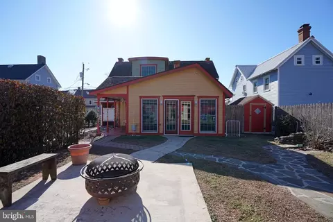 Exterior - 118 Broad St, Milton, DE 19968 photo 3 of 29