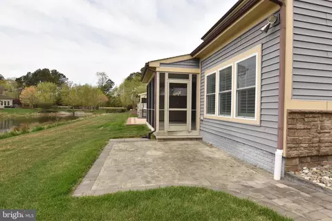 Exterior - 32478 Phoebe Dr, Ocean View, DE 19970 photo 6 of 13