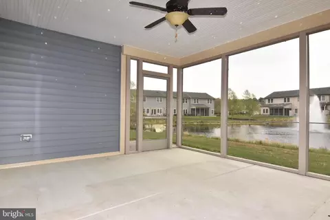 Exterior - 32478 Phoebe Dr, Ocean View, DE 19970 photo 5 of 13