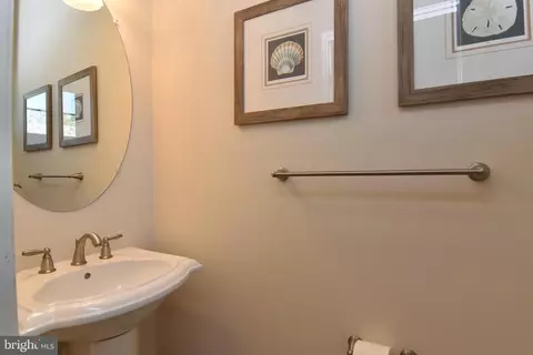 Entry Way - 32478 Phoebe Dr, Ocean View, DE 19970 photo 2 of 10