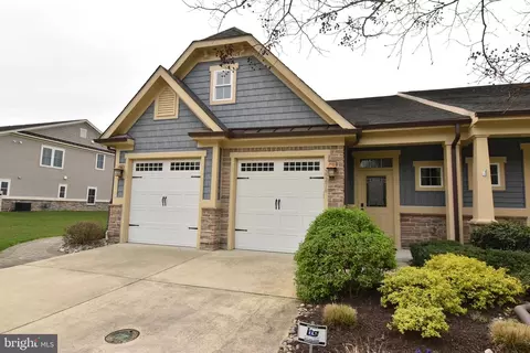 32478 Phoebe Dr, Ocean View, DE 19970