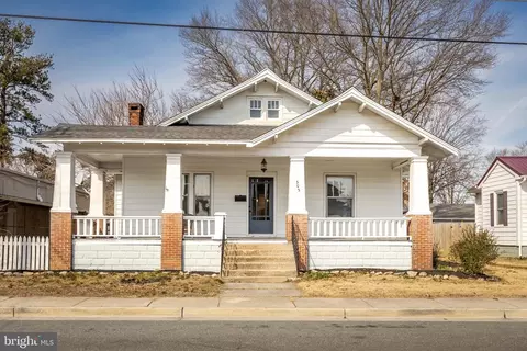303 Delaware Ave, Delmar, DE 19940