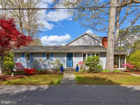 143 Henlopen Ave, Rehoboth Beach, DE 19971