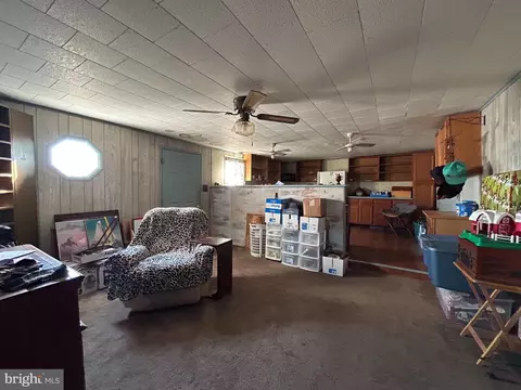 Living - 32814 Mount Pleasant Rd, Laurel, DE 19956 photo 2 of 2