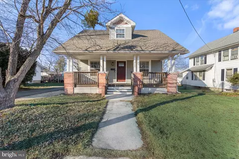 911 SE Front St, Milford, DE 19963